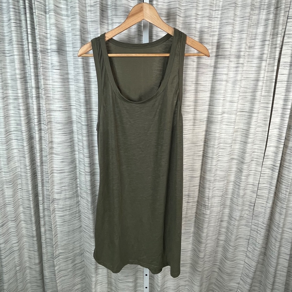 Tank Top Olive Green Racerback Scoop Neck Athletic Shirt‎ Womens
